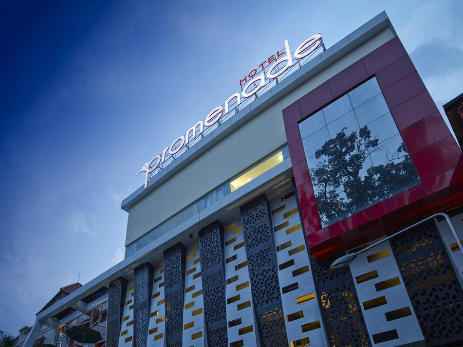 Hotel Promenade Cihampelas Bandung Exterior photo
